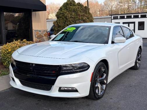 2015 Dodge Charger SXT