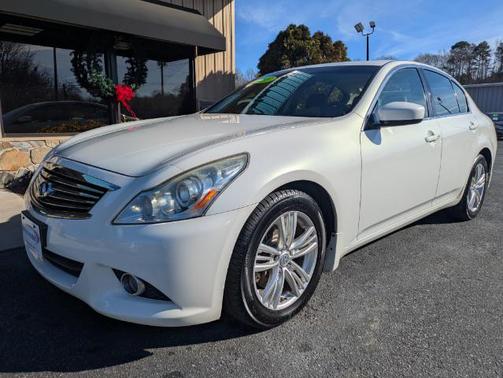 2013 INFINITI G37x Base