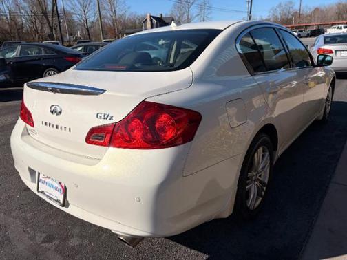 2013 INFINITI G37x Base