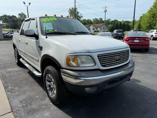 2003 Ford F-150 XLT Crew Cab