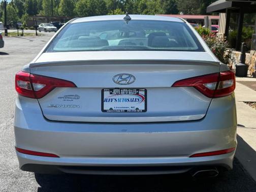 Symphony Silver 2016 Hyundai SONATA SE