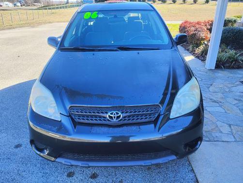 2006 Toyota Matrix Base