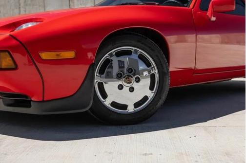 1984 Porsche 928 S