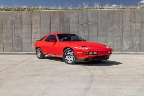 1984 Porsche 928 S