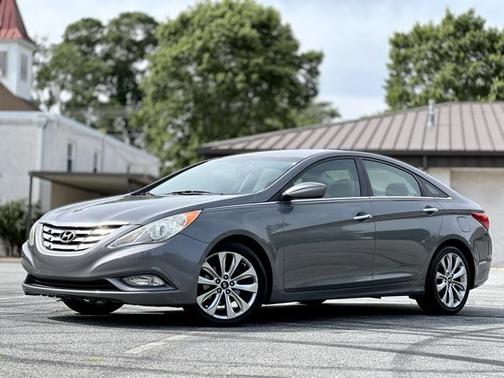 2013 Hyundai SONATA SE