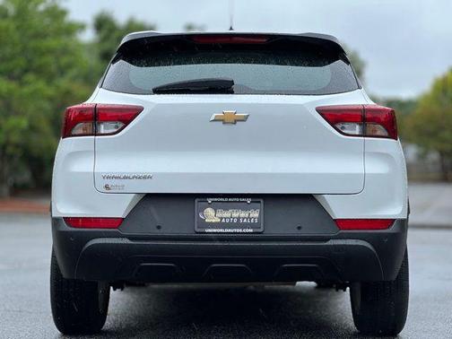 Summit White 2021 Chevrolet Trailblazer LS