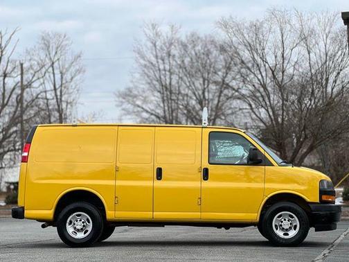 2021 Chevrolet Express 2500 RWD 2500 Regular Wheelbase WT