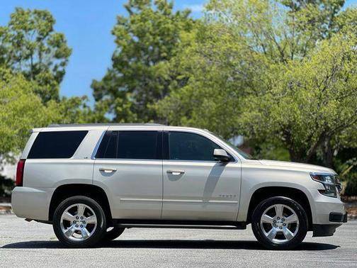 Champagne Silver Metallic 2016 Chevrolet Tahoe LS
