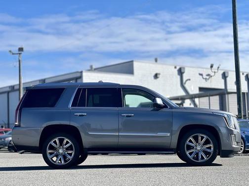 2019 Cadillac Escalade Premium Luxury