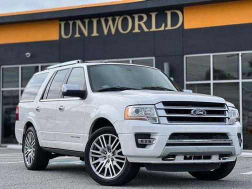 White Platinum Metallic Tri-Coat 2017 Ford Expedition Platinum