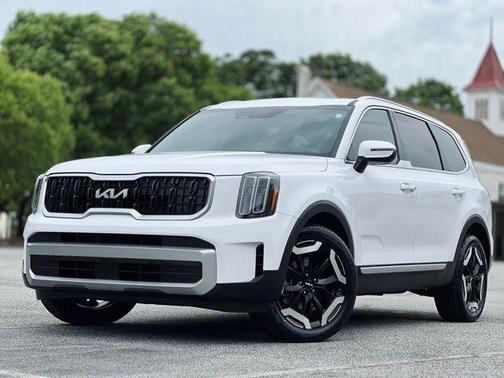 Glacial White Pearl 2023 Kia Telluride EX