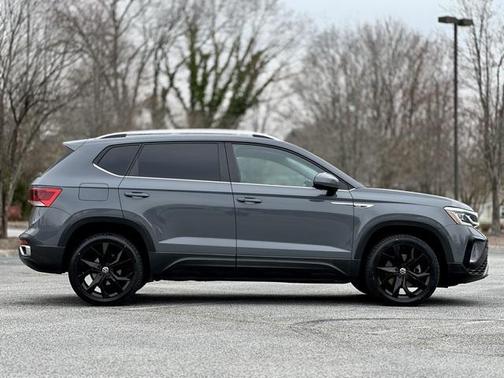 2022 Volkswagen Taos 1.5T SEL