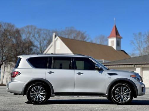 2020 Nissan Armada SL 2WD