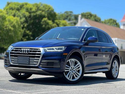 Blue Metallic 2018 Audi Q5 2.0T Tech Premium