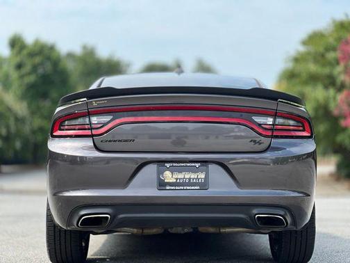 Granite Pearlcoat 2016 Dodge Charger R/T