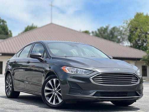 Magnetic 2019 Ford Fusion SE