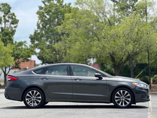 Magnetic 2019 Ford Fusion SE