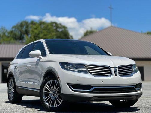 White Platinum Metallic Tri-Coat 2016 Lincoln MKX Reserve