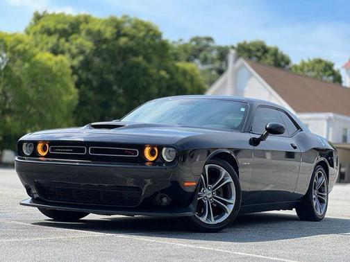 Pitch Black Clearcoat 2020 Dodge Challenger R/T