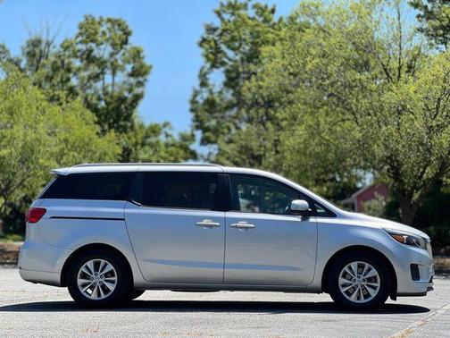 Bright Silver 2017 Kia Sedona LX