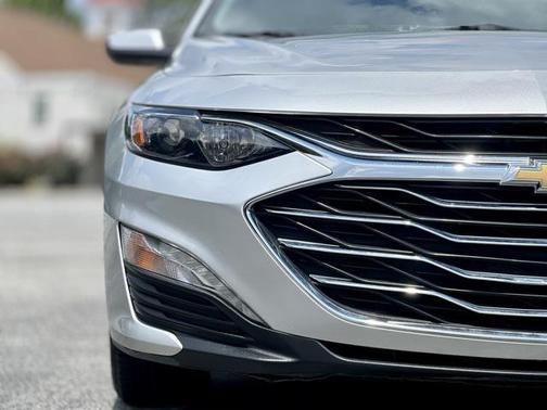 2020 Chevrolet Malibu FWD LT