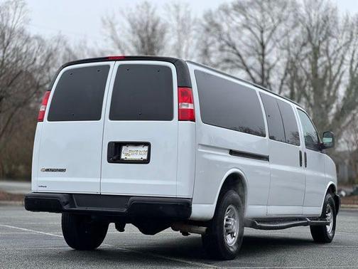 2023 Chevrolet Express 3500 RWD 3500 Extended Wheelbase LS