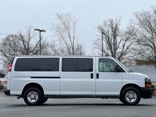 2023 Chevrolet Express 3500 RWD 3500 Extended Wheelbase LS