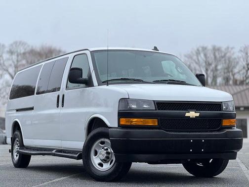 2023 Chevrolet Express 3500 RWD 3500 Extended Wheelbase LS
