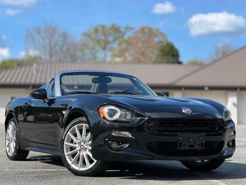 2017 FIAT 124 Spider Base