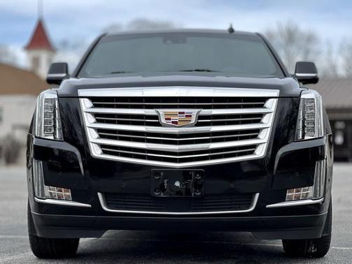 2019 Cadillac Escalade ESV Platinum