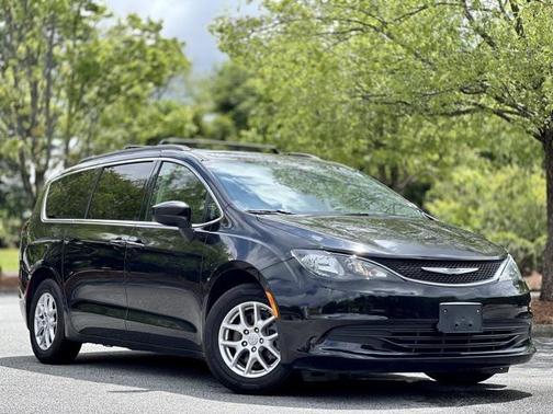 2020 Chrysler Voyager LXI