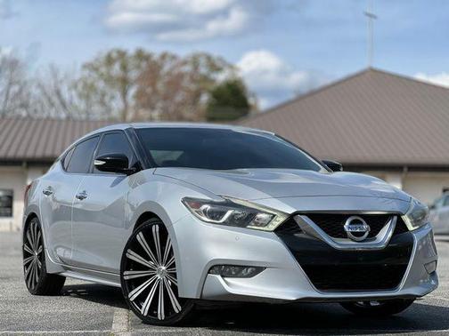 Brilliant Silver 2016 Nissan Maxima SR