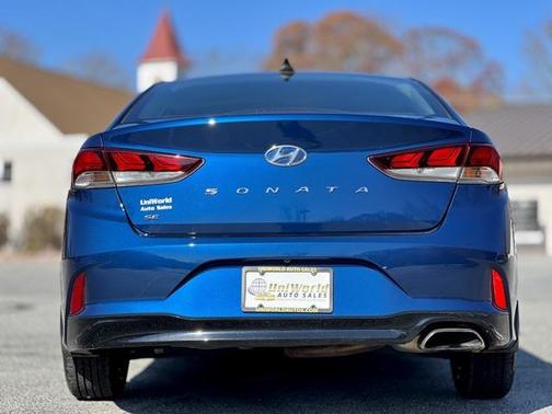 2018 Hyundai SONATA SE