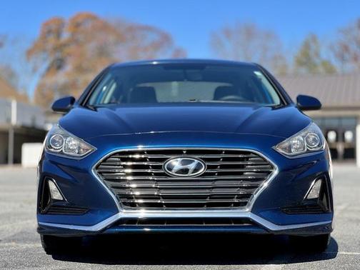 2018 Hyundai SONATA SE