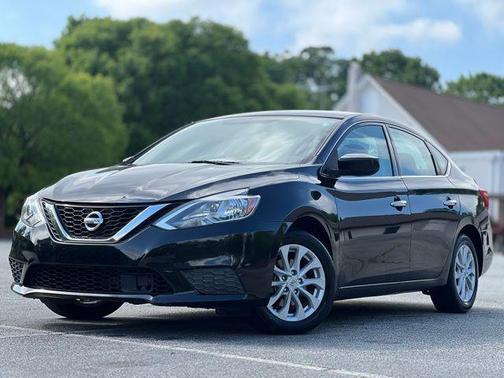 Super Black 2019 Nissan Sentra SV