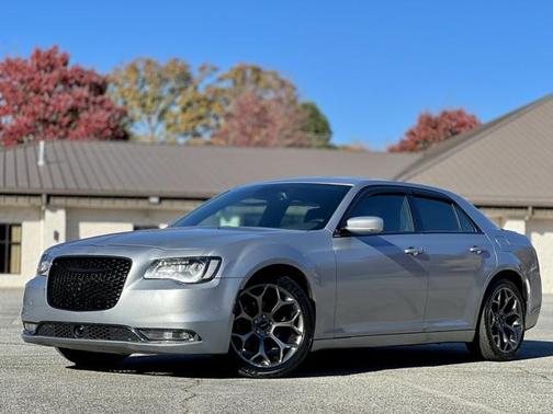 2016 Chrysler 300 S