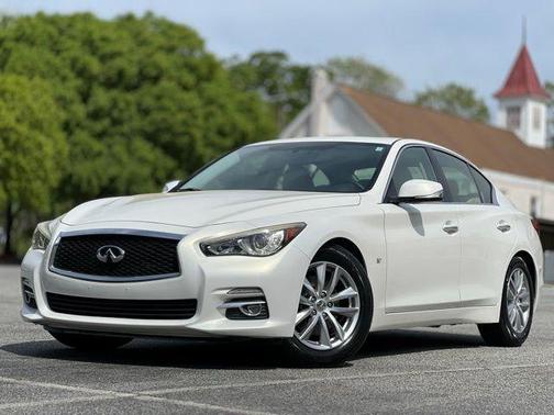 Moonlight White 2015 INFINITI Q50 Premium