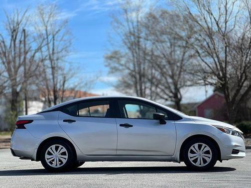 2020 Nissan Versa 1.6 S