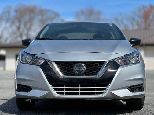 2020 Nissan Versa 1.6 S