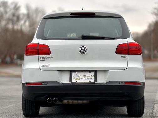 2018 Volkswagen Tiguan Limited 2.0T
