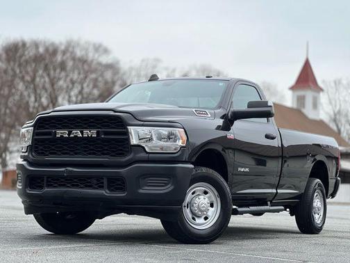 2022 RAM 2500 Tradesman Regular Cab 4x2 8' Box