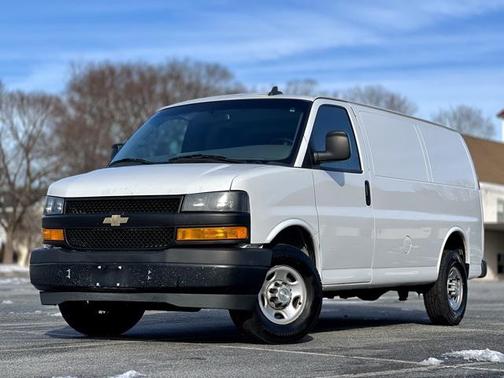 2021 Chevrolet Express 2500 RWD 2500 Regular Wheelbase WT