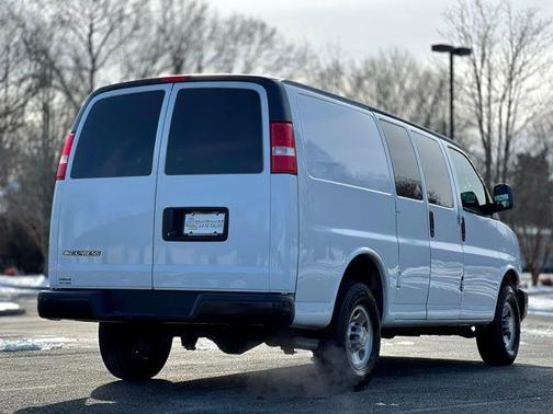 2021 Chevrolet Express 2500 RWD 2500 Regular Wheelbase WT