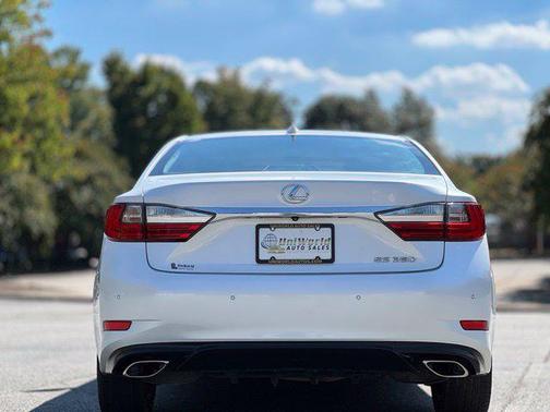 White Pearl 2016 Lexus ES 350 Base