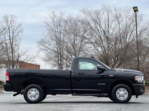 2022 RAM 2500 Tradesman Regular Cab 4x2 8' Box