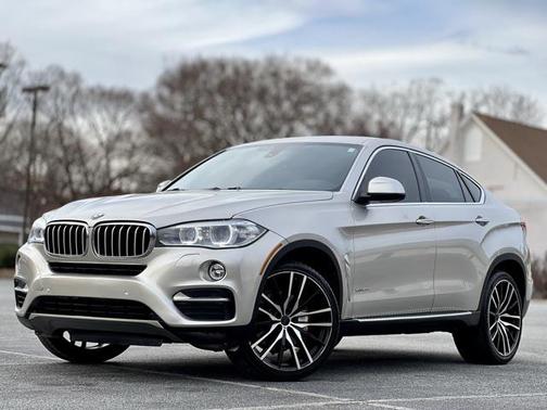 2015 BMW X6 xDrive50i