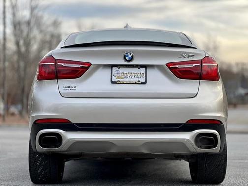 2015 BMW X6 xDrive50i