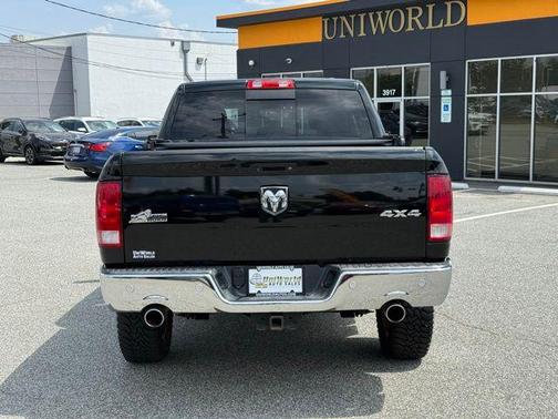 Black Forest Green Pearlcoat 2016 RAM 1500 Big Horn