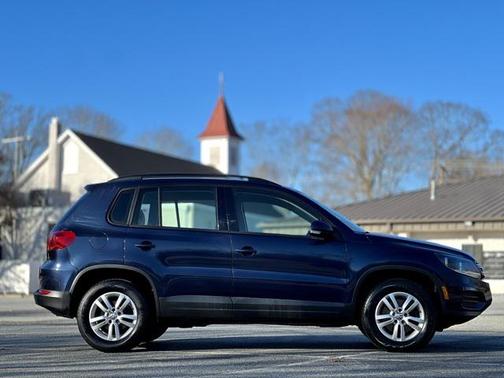 2016 Volkswagen Tiguan S
