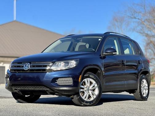 2016 Volkswagen Tiguan S